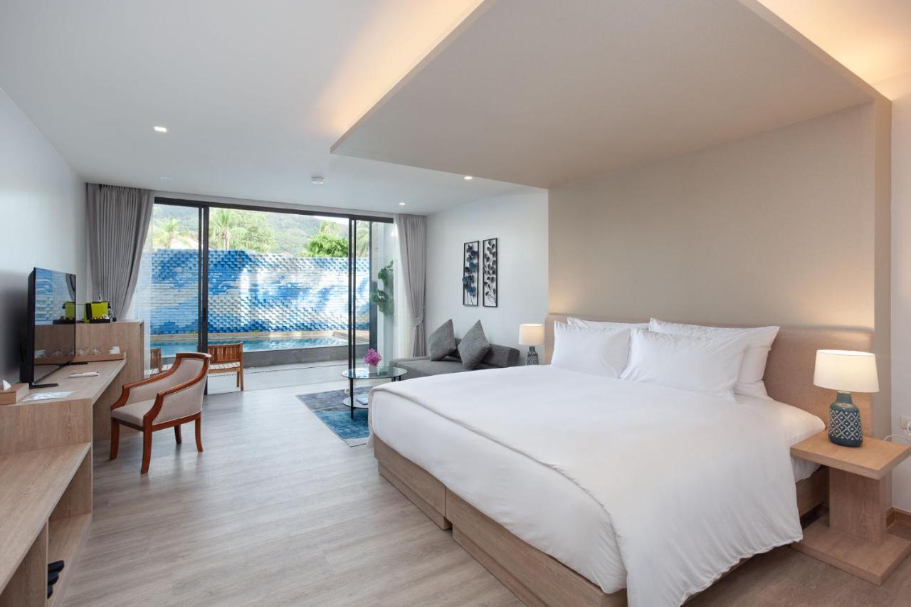 Anona Beachfront Phuket Resort-Sha Extra Plus Patong Bagian luar foto