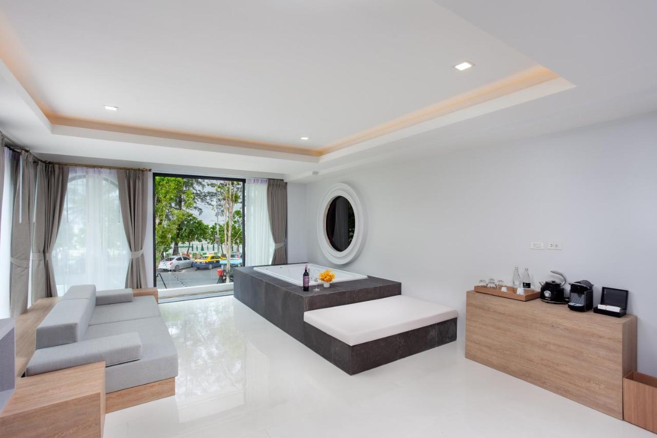 Anona Beachfront Phuket Resort-Sha Extra Plus Patong Bagian luar foto